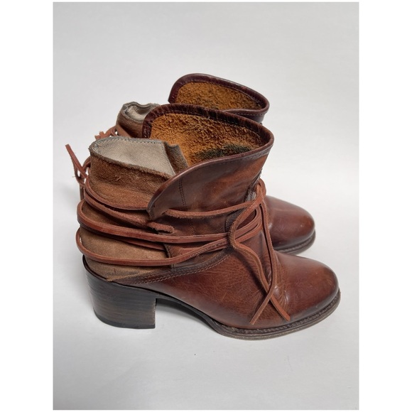 Freebird by Steven Rustic Brown Leather Boots - Picture 5 of 7
